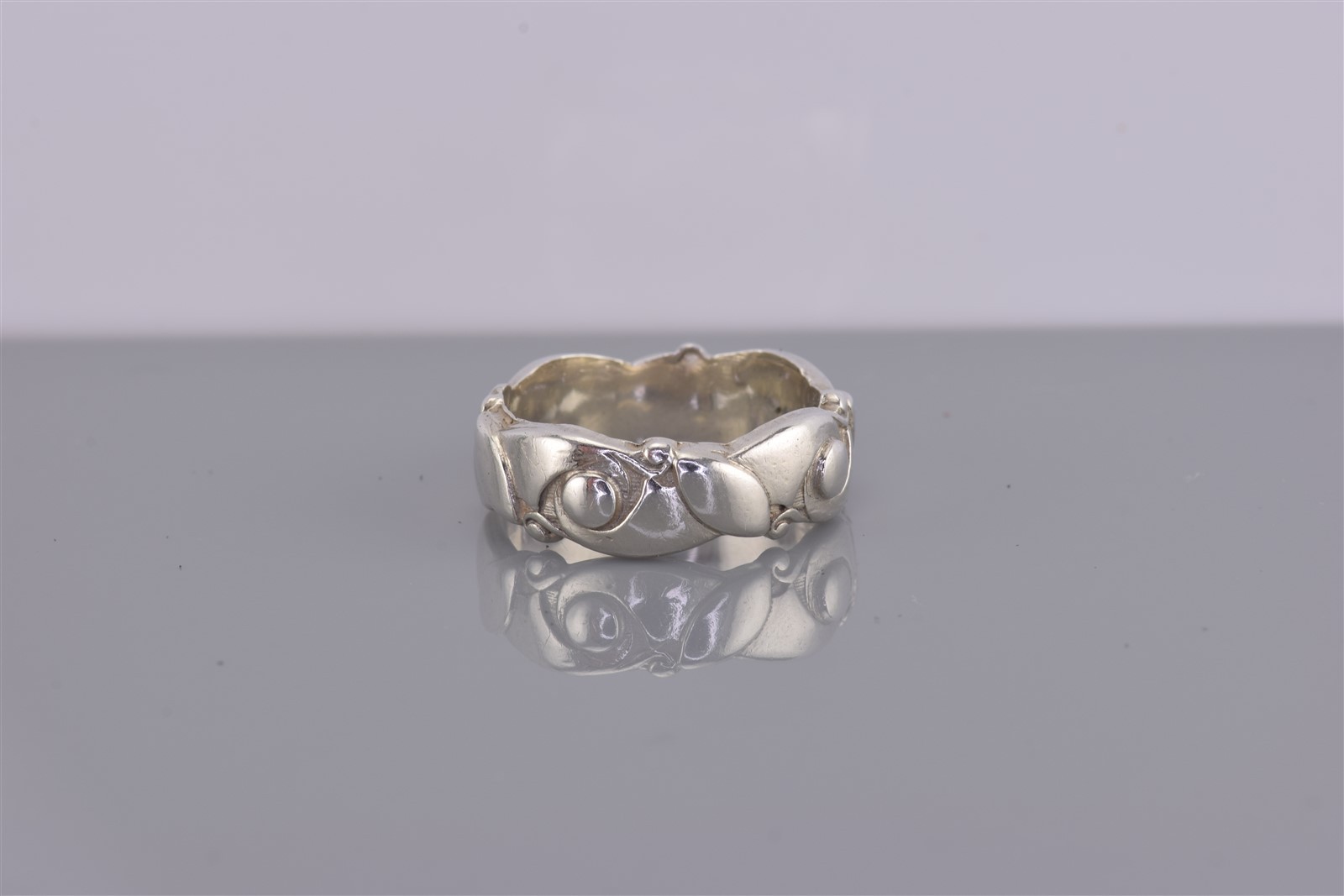 Sterling Silver Swirled Leaf Bead Patterned Etern… - image 1