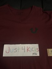 New Mens True Religion Graphic T Shirt Burgundy 2XL NWT 100% Authentic