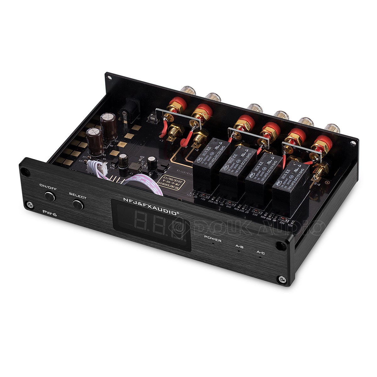 2-Way Stereo Audio A/B Spiltter Speaker Amplifier Switcher Box Selector Remote