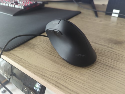 Trust GXT 144 Rexx Vertical Gaming Mouse 10000 DPI RGB 6 Buttons (read desc.) - Afbeelding 5 van 7