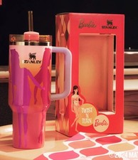 Stanley X Barbie '80s Dynamite Flowstate Quencher 40 oz Tumbler New