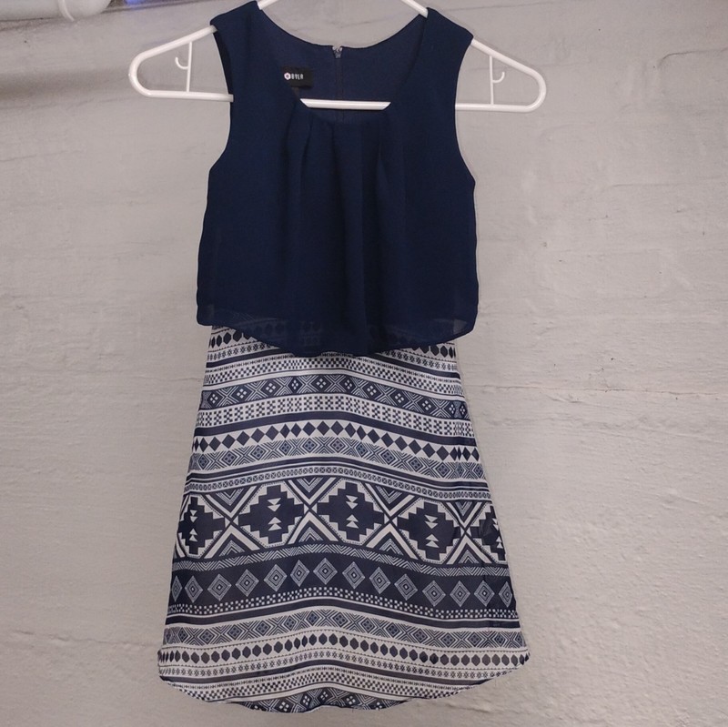 Amy Byer Girls Sleeveless A-Line Dress Navy White Geometric Knee Length Size 7