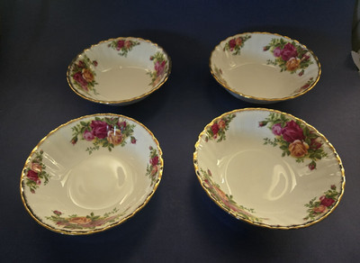 Royal Albert Old Country Roses 4 Berry Bowls 5 3/8'' 1962 England