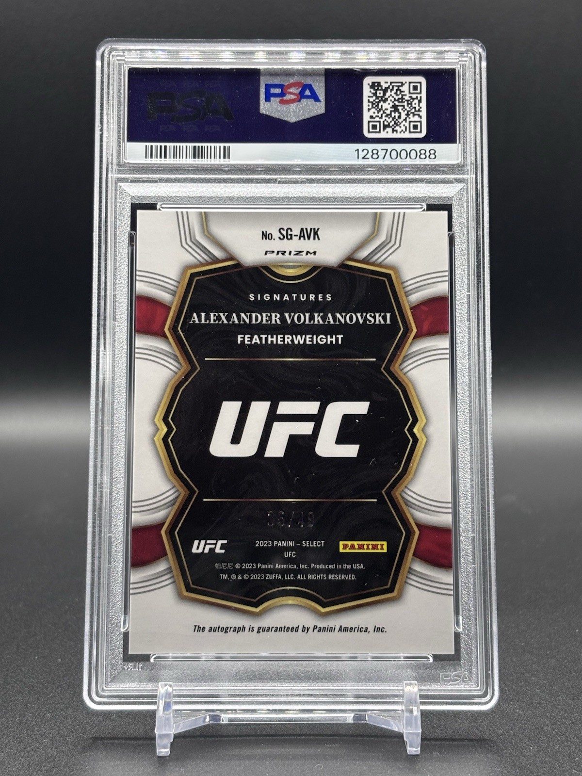 2023 Panini Select UFC Alexander Volkanovski Signatures Purple /49 #SGAVK PSA 10 view 2