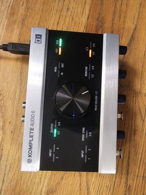 Native Instruments Komplete Audio 6 USB Audio Interface   Powers On Untested