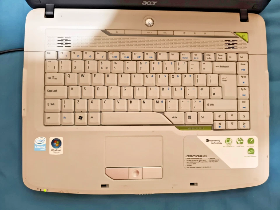 Acer Aspire 5315 15.6" Intel 2Ghz/3GB/120GB Windows 11 Pro ,Office365 - Image 3 of 4