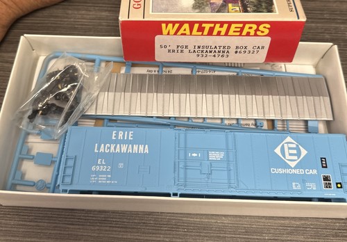 Kit Escala WALTHERS HO 932-4763 50’ FGE Caja Aislada Coche Erie Lackawanna Nuevo en Caja | Condition: New