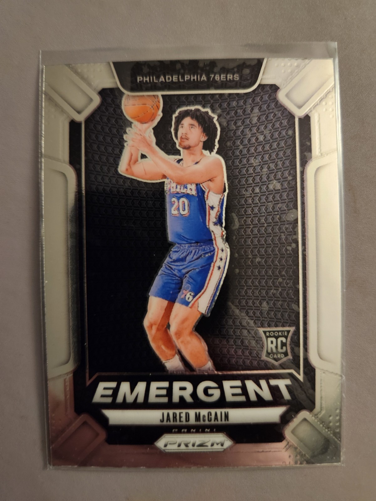 2024-25 Panini Prizm - Emergent Jared McCain #19 (RC)