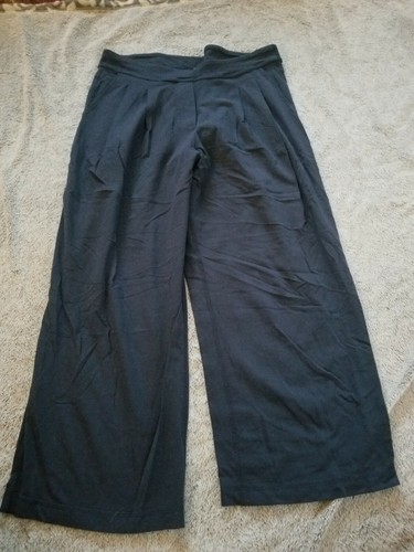 Navy Blue Lululemon Wide Leg Gaucho 