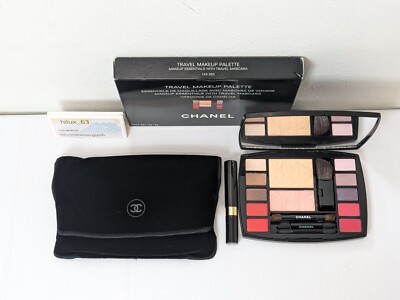 アイシャドウ CHANEL TRAVEL MAKEUP PALETTE CHANEL Travel Makeup Palette HARMONIE DE CAMELIAS Makeup