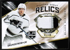 2019-20 Black Diamond Debut Relic Carl Grundstrom Rookie Patch #/49 (ref 60389)
