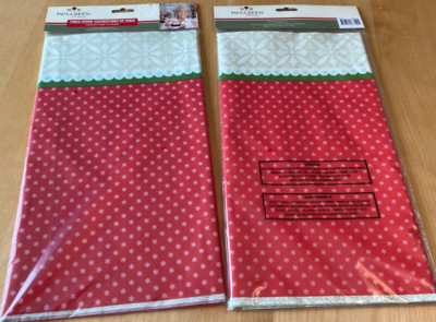 PAULA DEEN HOLIDAY LOT OF 2 PLASTIC SNOWFLAKE TABLECLOTHS TABLE COVERS 54 X 96