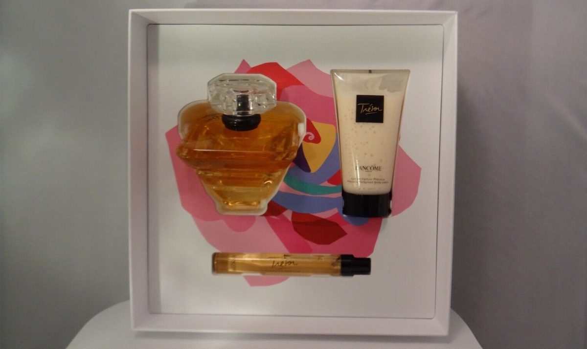 Tresor 3PC Gift Set by Lancome 3.4oz & 0.34oz L'eau De Parfum