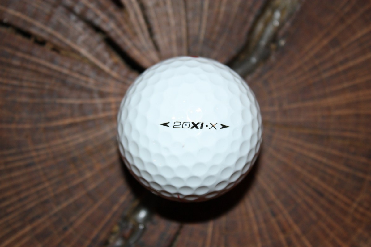 LIMITED EDITION 20XI X NIKE RED SWOOSH GOLF BALL BRITISH