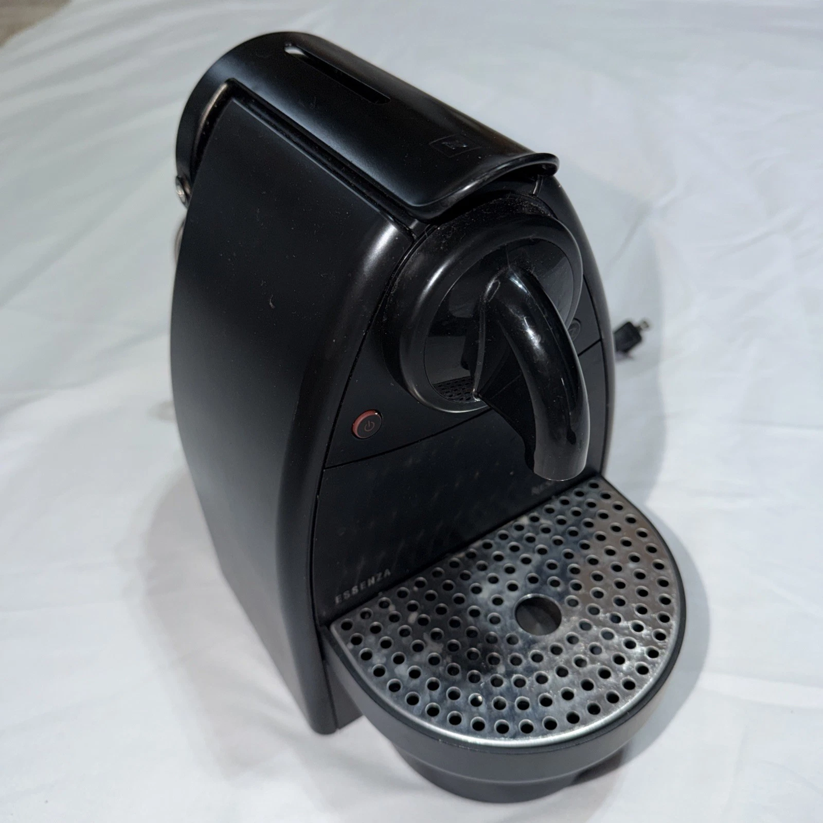 Nespresso Essenza Auto Espresso Pod Coffee Maker *WORKS BUT LEAKS FROM BOTTOM*
