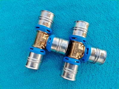 2 x T-Stücke 20x20x20 N, Alpex, Conel MV2, Cosmo Connect