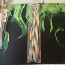 Stainless Steel Straws W/ Brush & Straw Tips. Brand New!