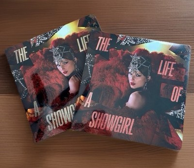 Taylor Swift The Life of a Showgirl Tiny Bubbles In Champagne Edition Bundle New