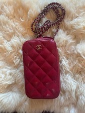 CHANEL POCHETTE PHONE CASE 692559