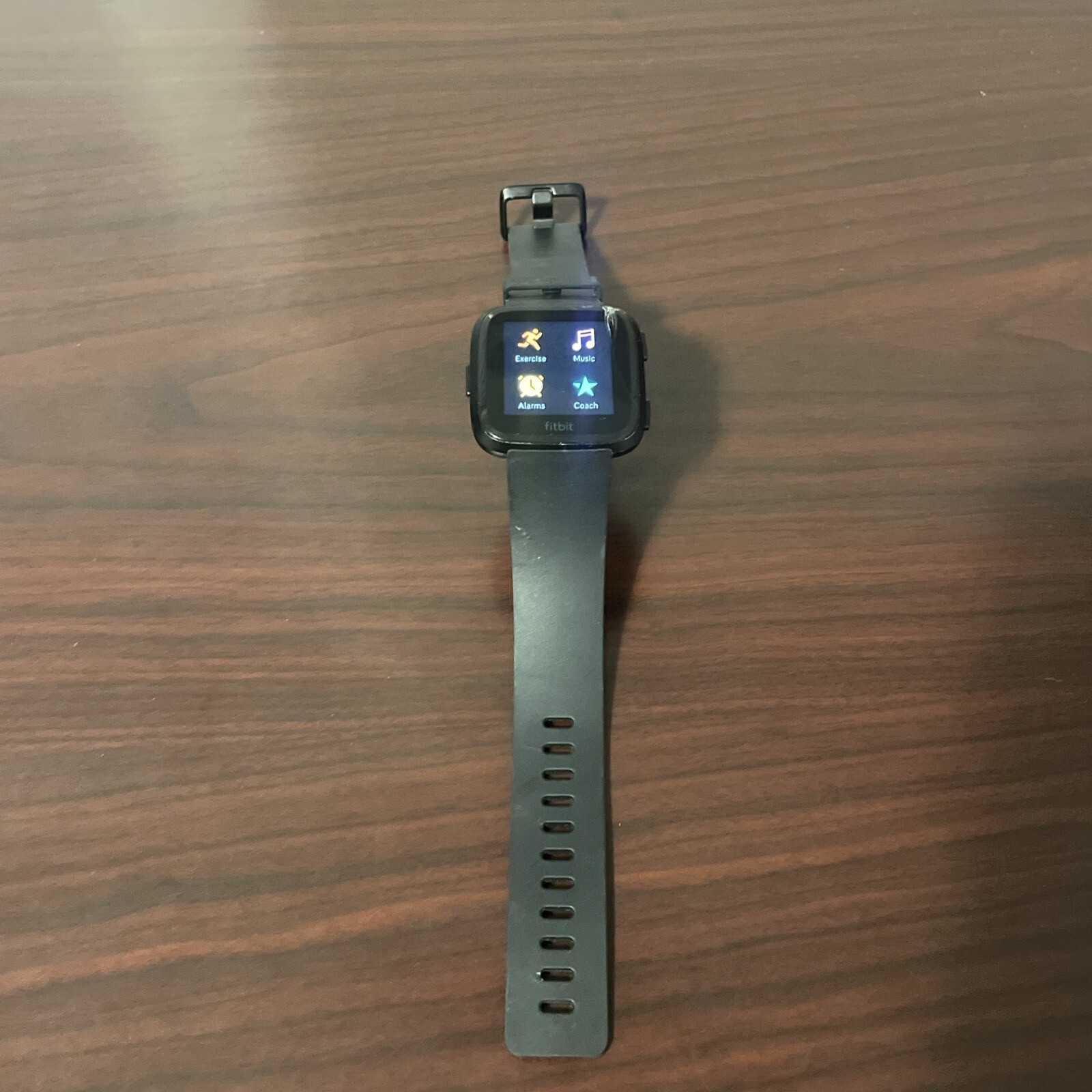 Fitbit Versa Smartwatch Fb504 Black Case/LG Black Band No Charger-crack Screen