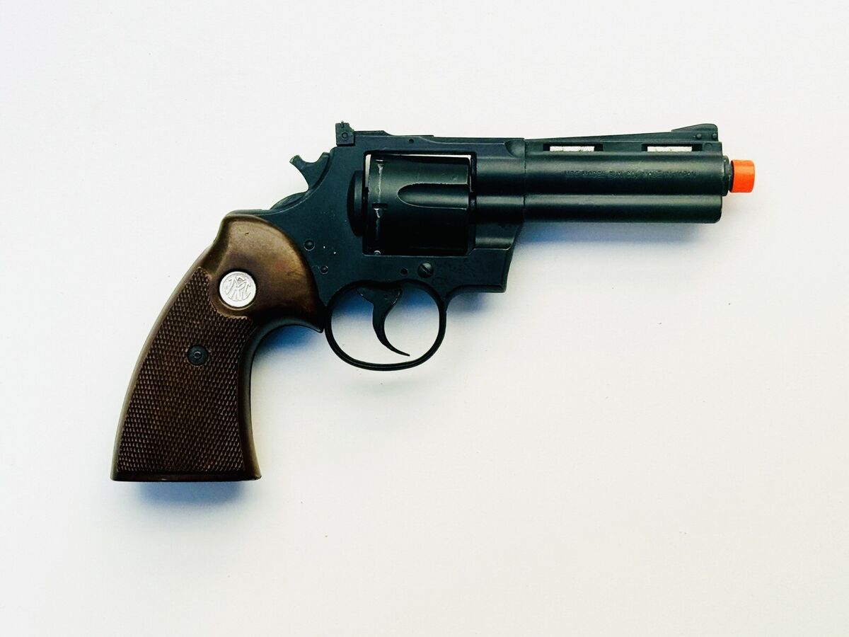 MGC Colt Python Replica Made in Japan 357 Magnum 4” barrel MGC Colt Python Replica Made in Japan 357 Magnum 4” barrel