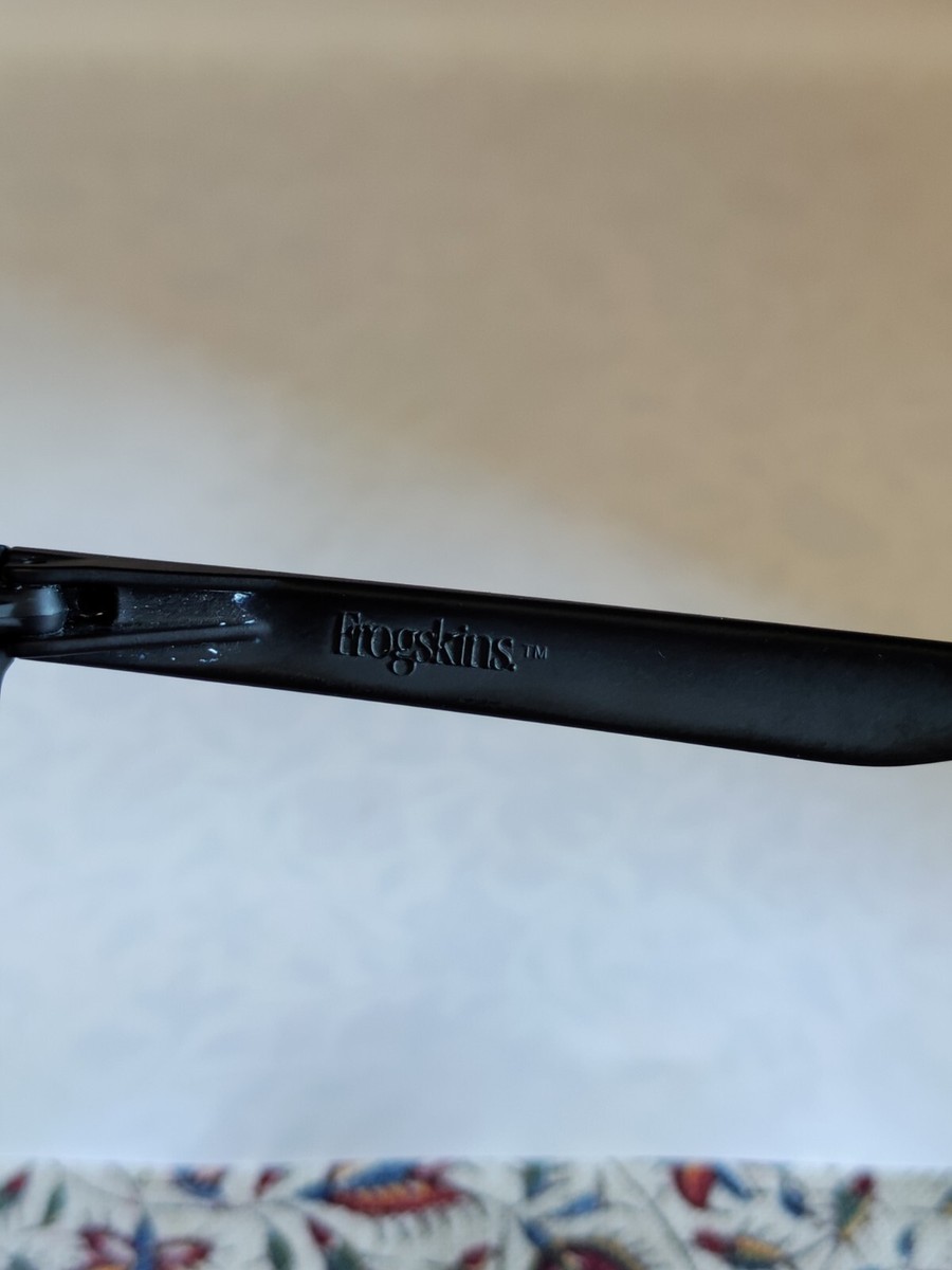 VINTAGE OAKLEY FROGSKINS 24-297 BLACK ACETATE SUNGLASSES VINTAGE OAKLEY FROGSKINS 24-297 BLACK ACETATE SUNGLASSES