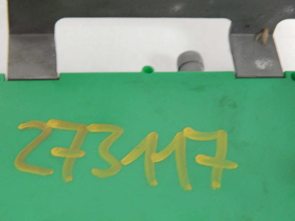 Volvo V70 II Amplificador De Antena De Radio 9459222 273117 - Imagen 3 de 3