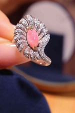 Genuine natural conch pearl 1.0 ct  ring G18k Diamond