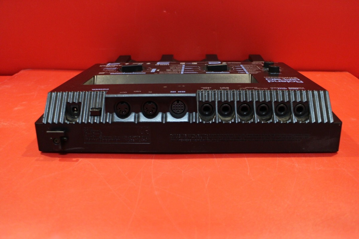USED Roland GR-30 Guitar Synthesizer GR 30 Midi Guitar Pedal U2563