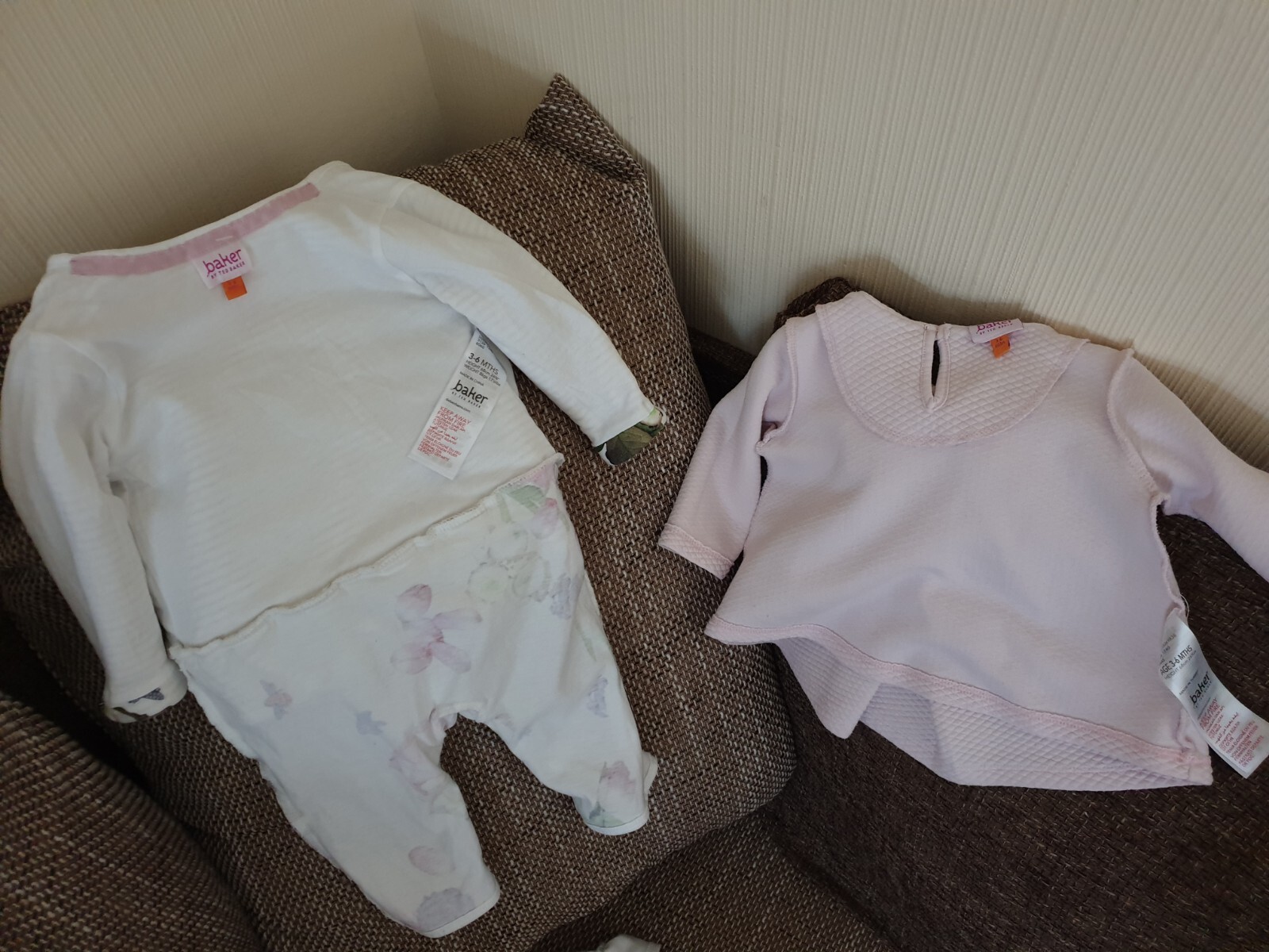 Clothing 5 pieces Baby Girl “Ted Baker” Different Age: New Born,0-6 Months image 9