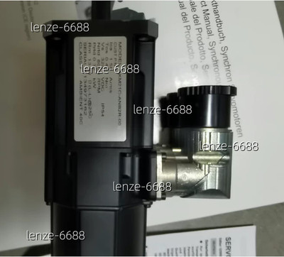   1PC NEW  AKM21C-ANB2R-00  by DHL/FedEx