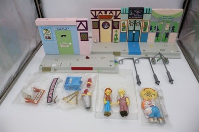 Playmates Toys The Simpsons Main Street Interactive 2002 Playset With Figures 