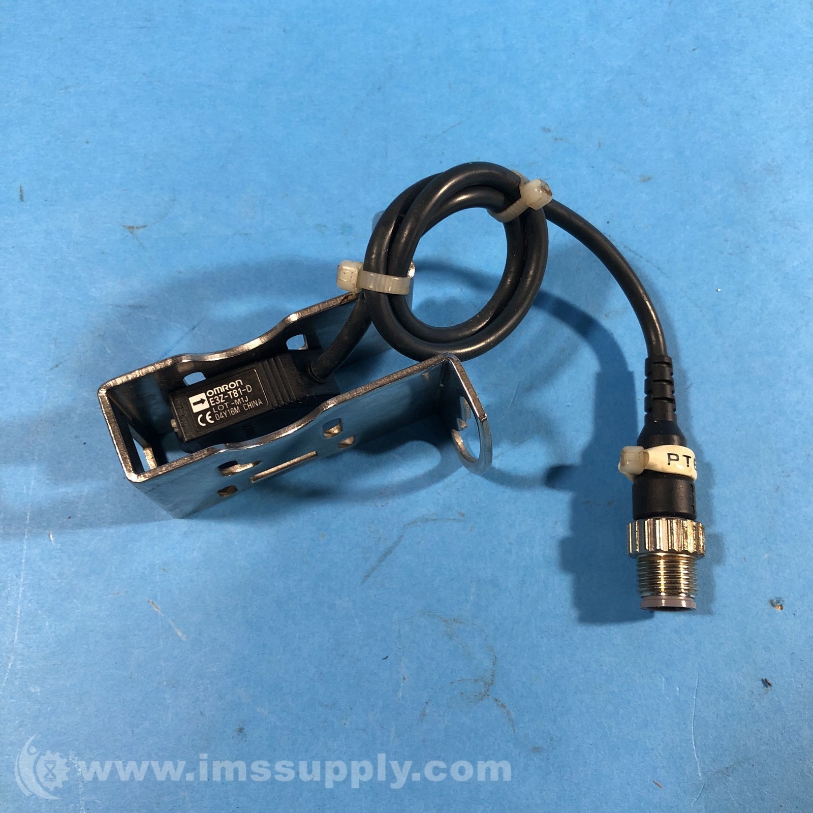 Omron E3Z-T81-D Photoelectric Sensor 5822