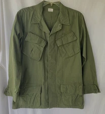 VTG 1968 VIETNAM WAR..RIP STOP POPLIN..SLANT POCKET..JUNGLE JACKET OG-107..MEN M