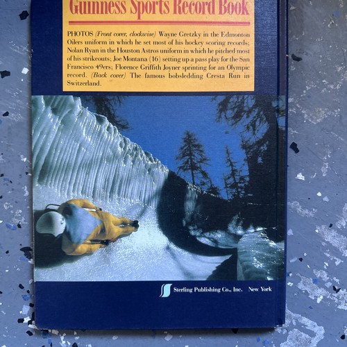 Guinness Sports Record Book 1990 - Picture 2 of 4