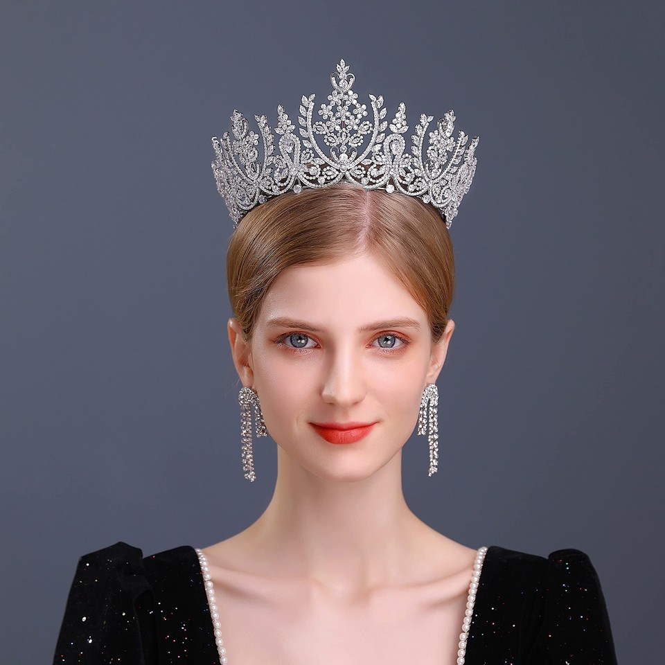 Aoligracre Luxury Cubic Zirconia Wedding Tiara and Crown for Women Big