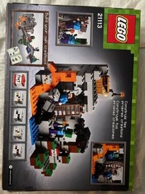 2014 Lego Minecraft 21113 - The Cave - Brand New - Factory Sealed - Retired