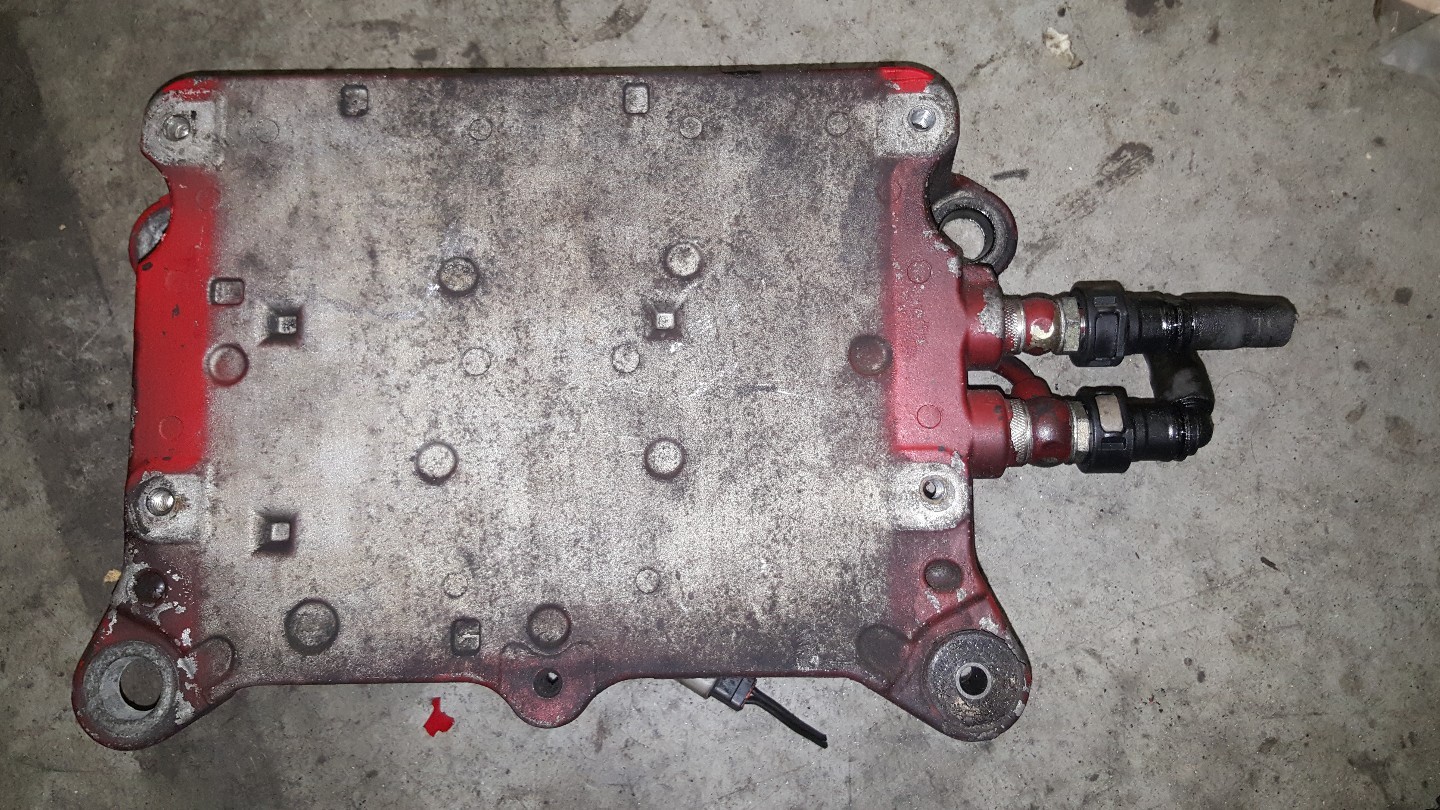 CUMMINS ECM COOLING PLATE W/ FUEL PUMP 3970204 2560632 | eBay