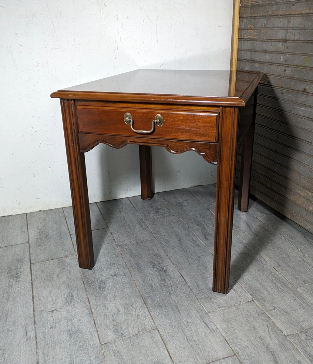 Vintage Drexel Heritage Carleton Cherry Wood 1 Drawer End Table