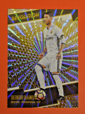 Carte à Collectionner PSA 9 : Sergio Ramos - Panini Revolution 2017 Sunburst #157 - Real Madrid