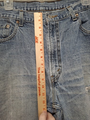 Vintage Levis 550 Shorts Mens 38 Relaxed Fit Denim Distressed Blue 11" Inseam - Picture 6 of 16