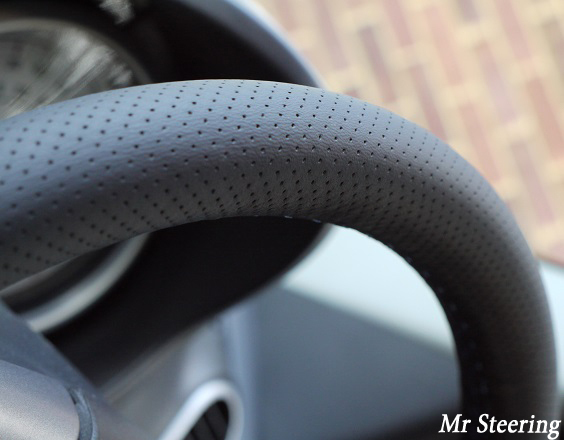 FOR NISSAN 300ZX Z32 BLACK PERFORATED LEATHER STEERING WHEEL COVER