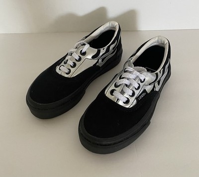 Vans Kids Era Metálica  Flame Skate Boarding Shoe Black White Flames Size 11