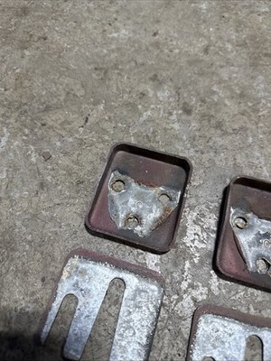 Jeep Cherokee XJ 84-96 Driver Rear Door Hinge Hardware OEM (Z86