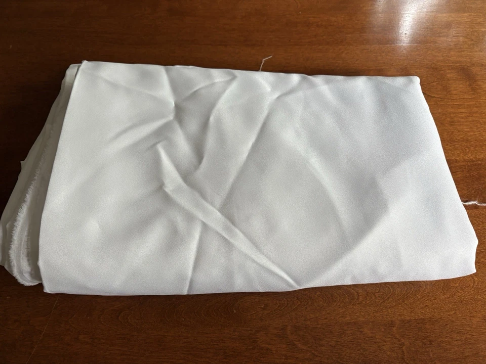 Tecido drapeado arco casamento branco - 24 pés - Imagem 2 de 3