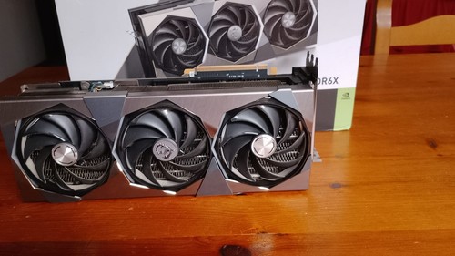 RTX MSI 4080 Suprim X 16GB GDDR6 Nvidia - Foto 8 di 8