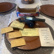 VINTAGE ORIGINAL CONESTOGA BIG BANG MODEL 60mm CANNON TOY CAST IRON