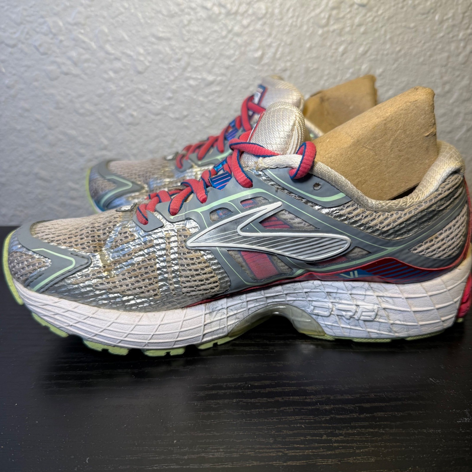 Brooks Ravenna 6 White Raspberry Athletic Running Shoes Sneakers Womens Size 6.5 thumbnail 7