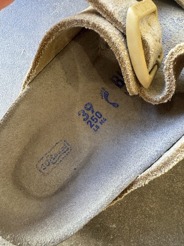 BIRKENSTOCK LATTE CREAM SUEDE, SOFT FOOTBED ARIZONA SANDALS - EU 39 NARROW - Picture 2 of 7
