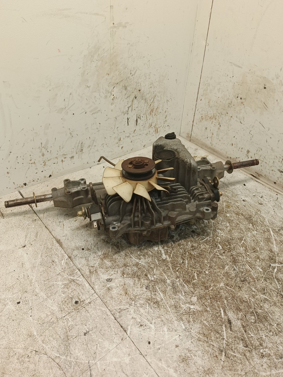 John Deere Sabre Transaxle Transmission K51A Tuff Torq AM880202